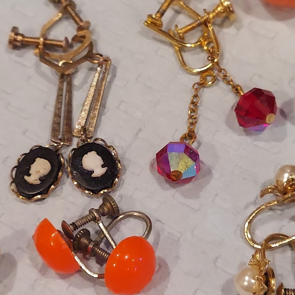 FINAL PRICE🔥12pc bundle Earrings💙 Screw back🌹 - Picture 7 of 12